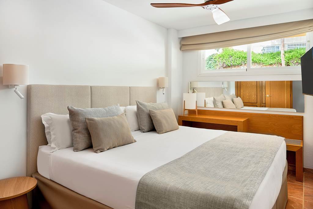PMI_69517_Iberostar_Jardin_Del_Sol_Suites_0424_02.jpg