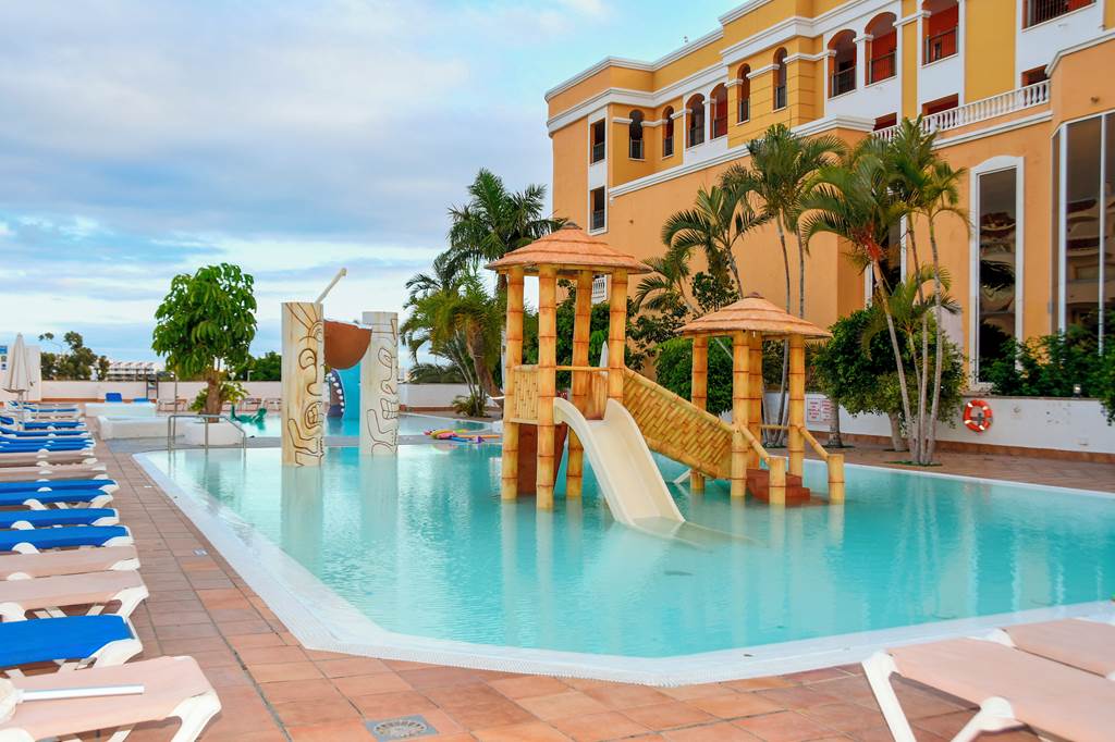 TFS_74848_Chatur_Playa_Real_Resort_0824_01.jpg