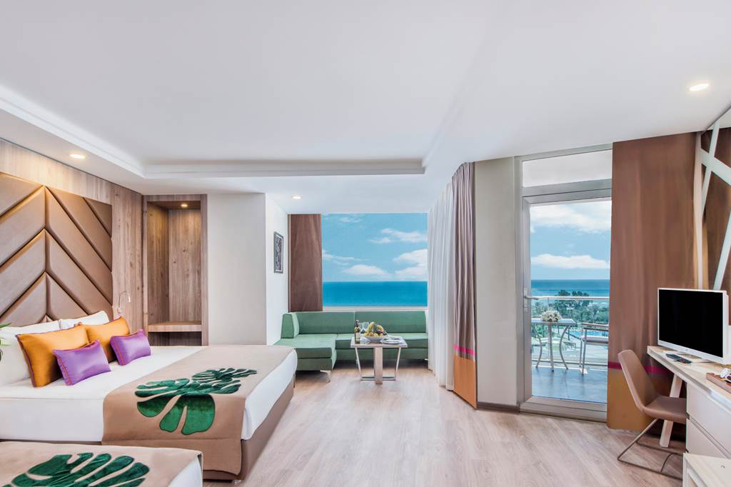 AYT_80947_Delphin_Be_Grand_Resort_1219_03.jpg