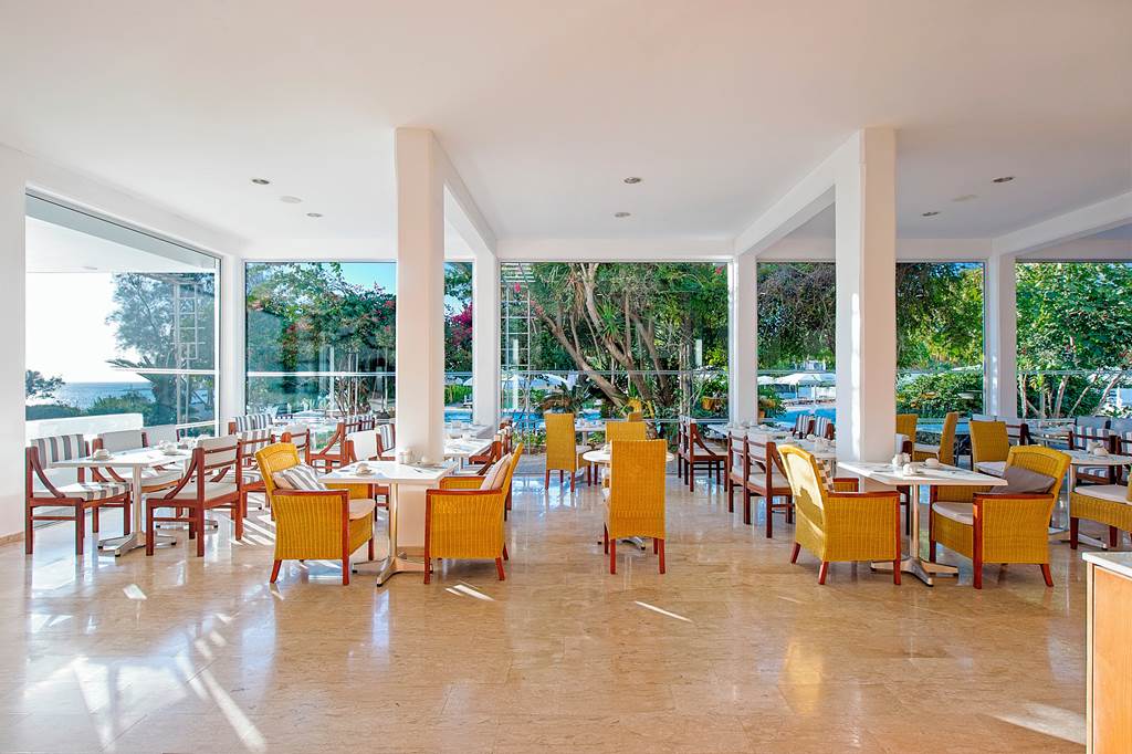 LCA_70519_Grecian_Sands_Hotel_0923_25.jpg