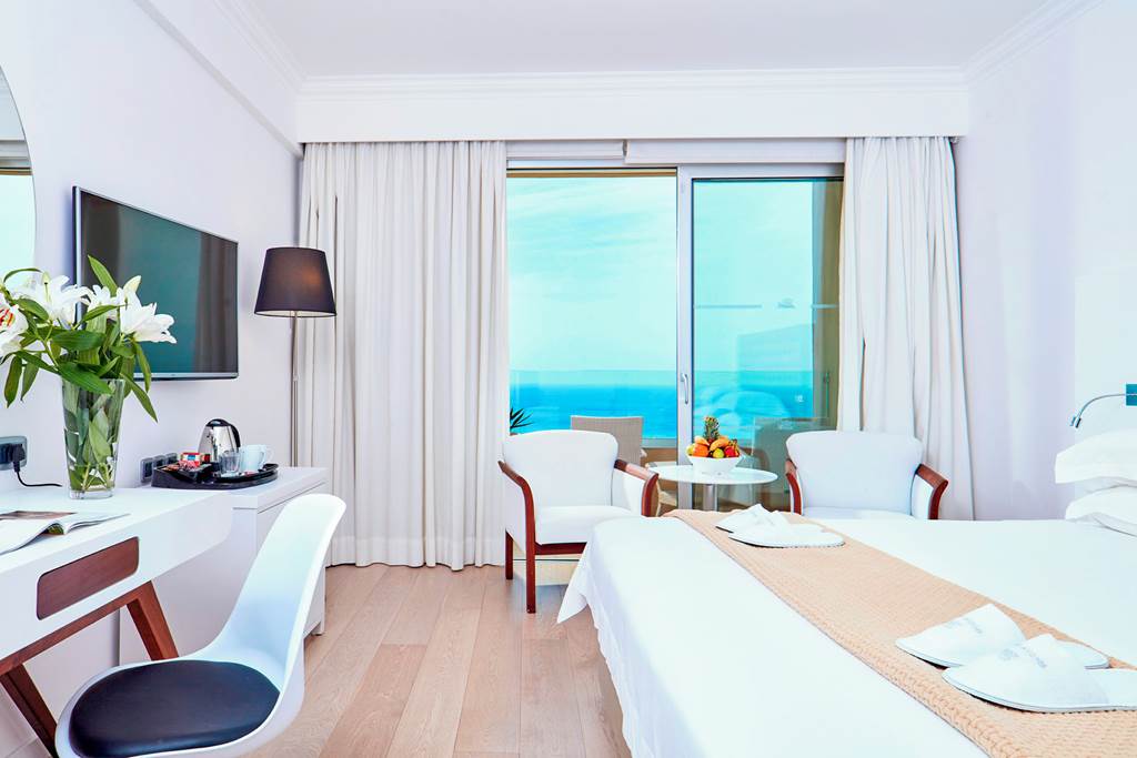 LCA_70522_Grecian_Park_Hotel_0120_05.jpg