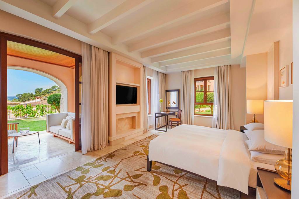 PMI_85056_Cap_Vermell_Grand_Hotel_0123_86.jpg