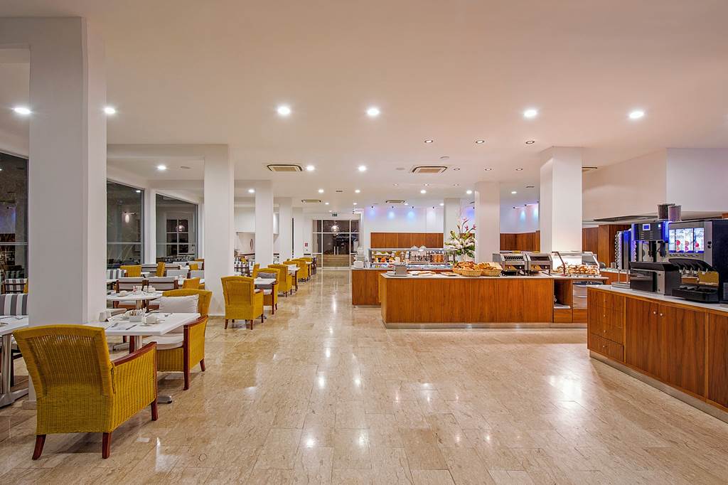 LCA_70519_Grecian_Sands_Hotel_0923_24.jpg