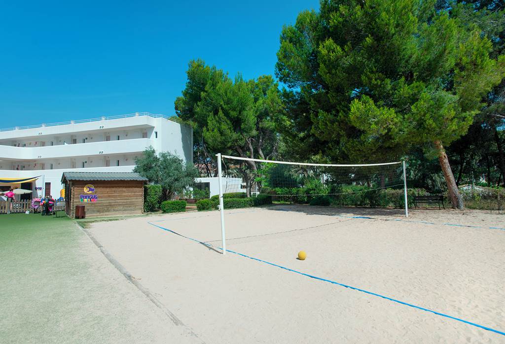 PMI_26_FERGUS_Style_Cala_Blanca_Suites_0723_18.jpg