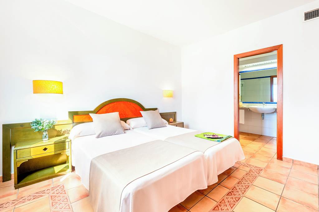 MAH_87170_Vibra_Blanc_Palace_0324_02.jpg