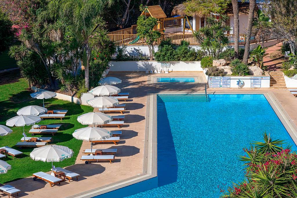 LCA_70519_Grecian_Sands_Hotel_0923_15.jpg