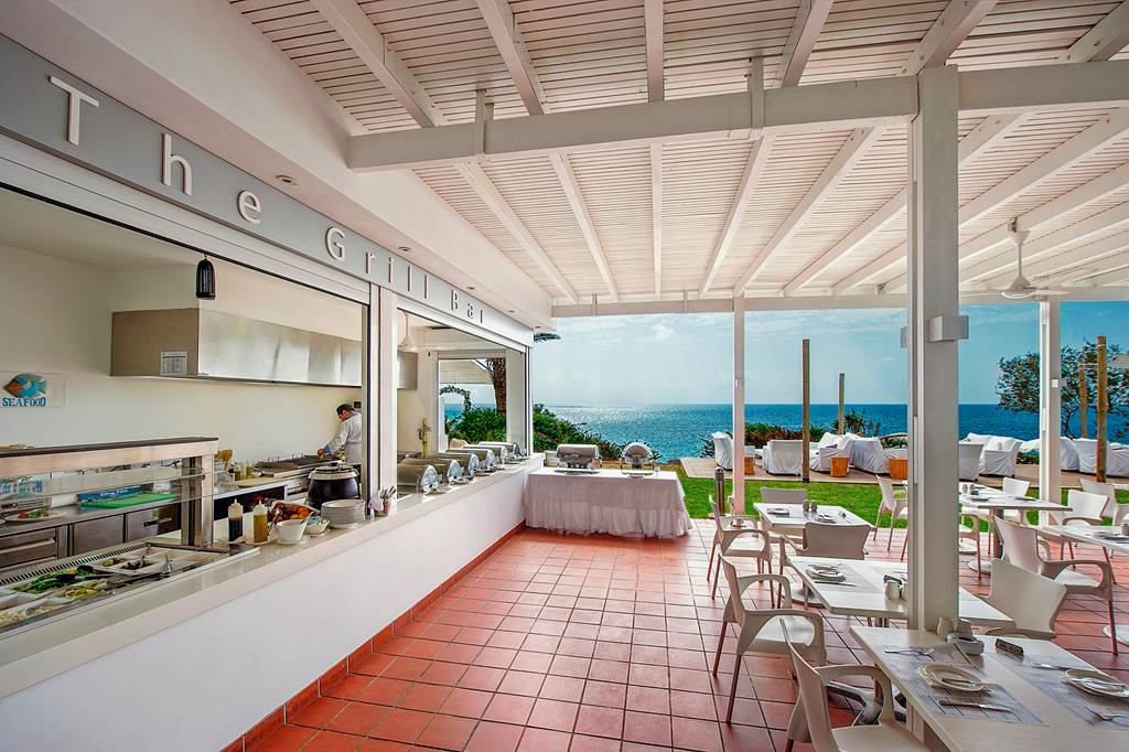 LCA_70519_Grecian_Sands_Hotel_0923_35.jpg