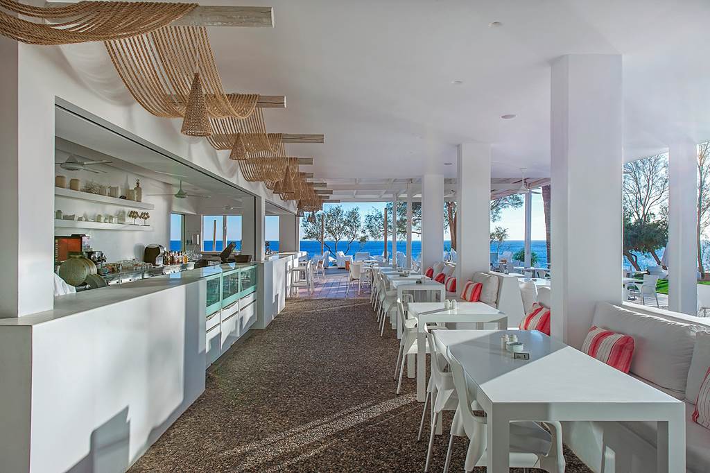 LCA_70519_Grecian_Sands_Hotel_0923_44.jpg