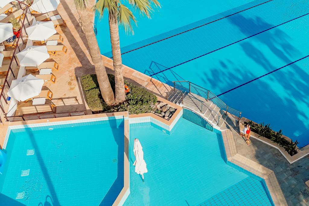 LCA_70547_Golden_Coast_Beach_Hotel_0724_04.jpg