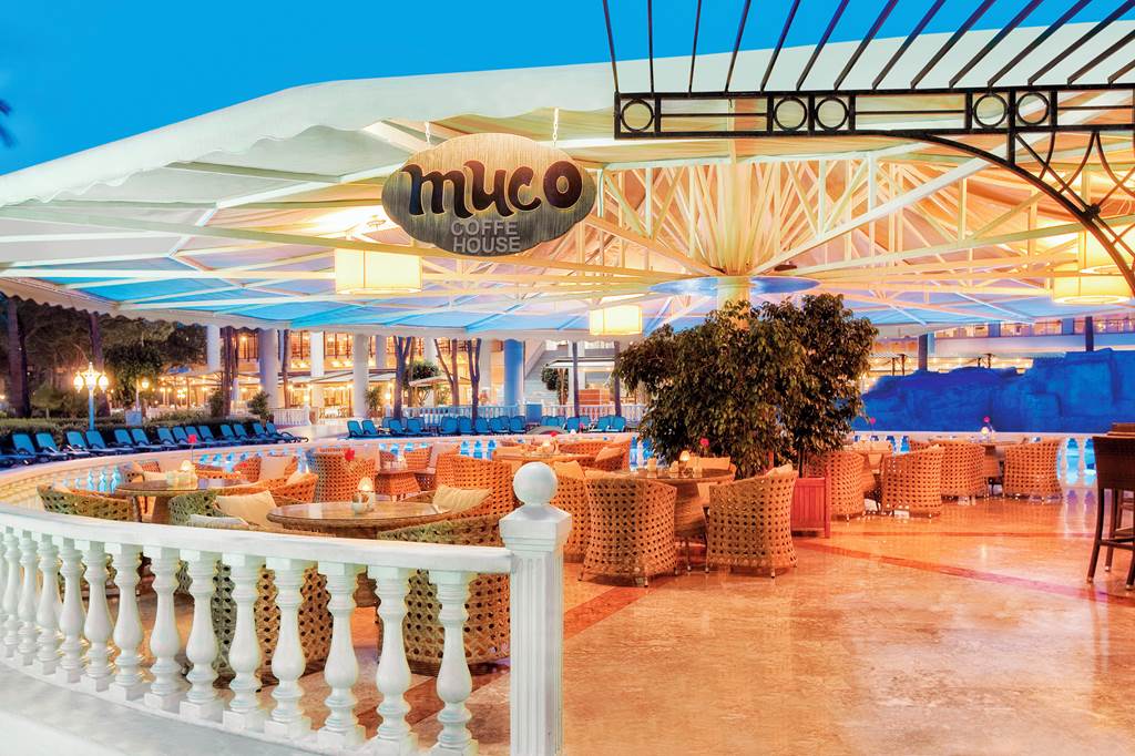 AYT_82025_Dobedan_World_Palace_Kemer_0324_27.jpg