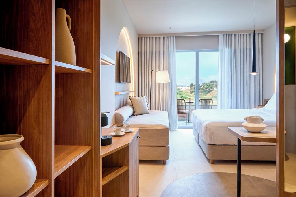 KGS_81415_Ammos_Luxury_Resort_1224_04.jpg