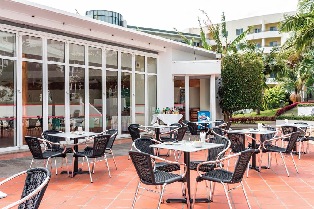 FNC_73975_Jardins_dAjuda_Suite_HTL_0316_28.jpg