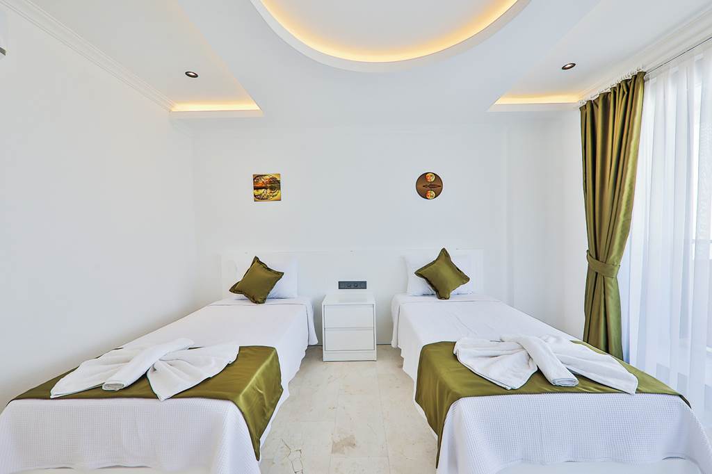 DLM_84207_Villa_Tanyeli_1_0922_15.jpg