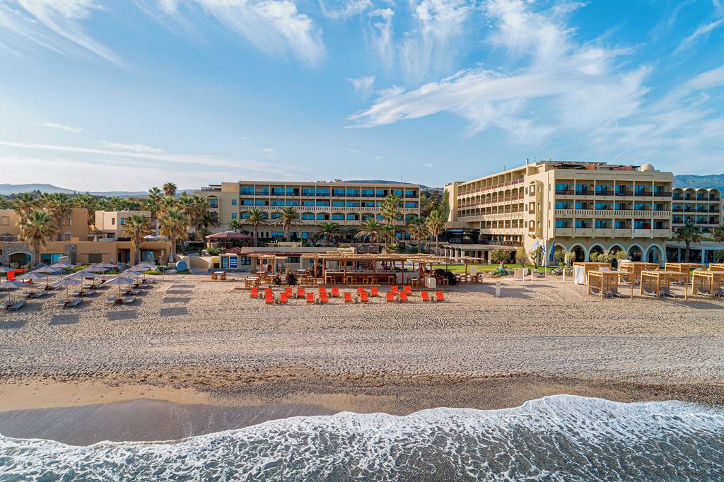HER_87894_Aquila_Rithymna_Beach_0824_10.jpg