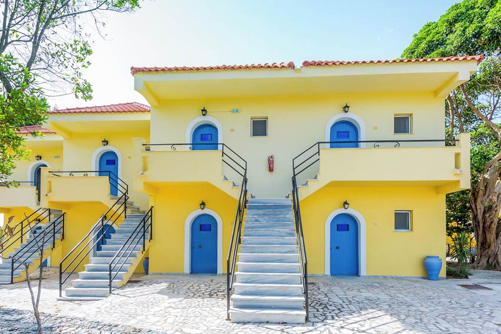 EFL_72338_Ammes_Apartments_1020_05.jpg