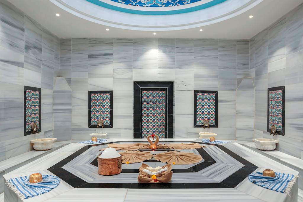 AYT_82025_Alva_Donna_World_Palace_0120_18.jpg