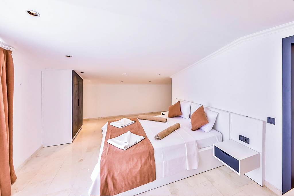 DLM_86637_Villa_Tanyeli_3_1223_10.jpg