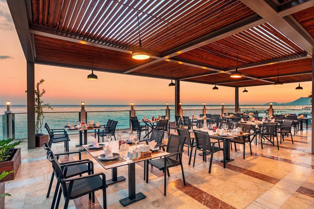 AYT_82025_Dobedan_World_Palace_Kemer_0324_28.jpg