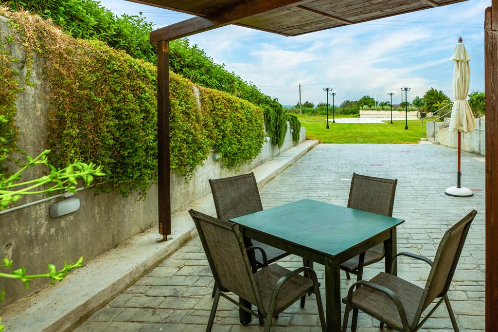 EFL_74536_Sandy_Beach_Villas_&_Apartments_0722_03.jpg