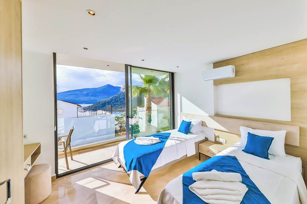 DLM_84205_Villa_Marni_0922_04.jpg