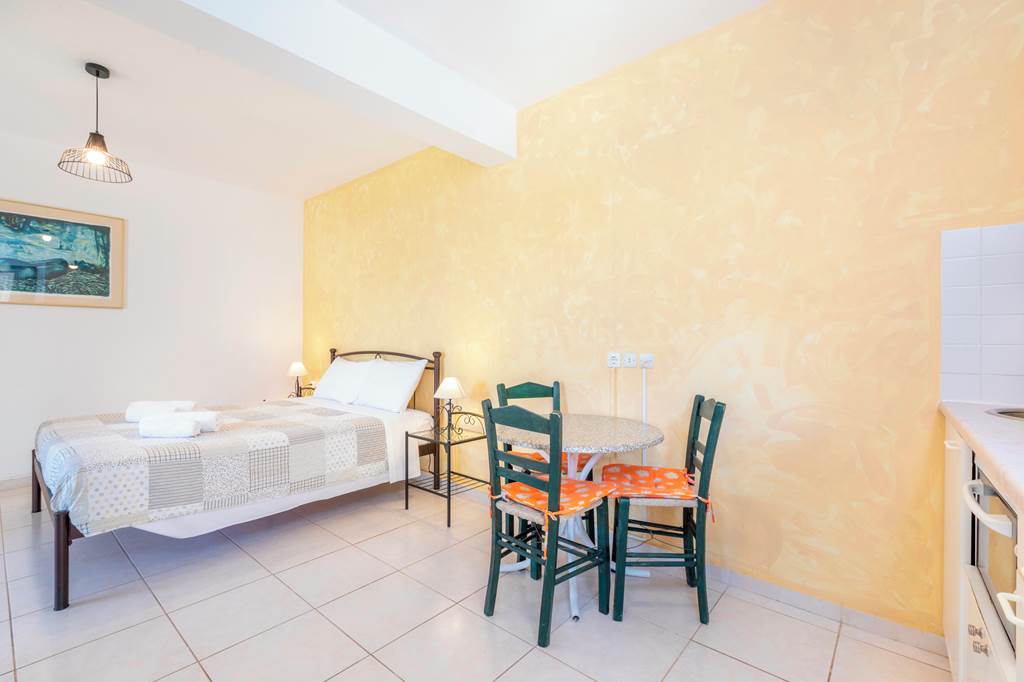 EFL_74536_Sandy_Beach_Villas_&_Apartments_0619_20.jpg