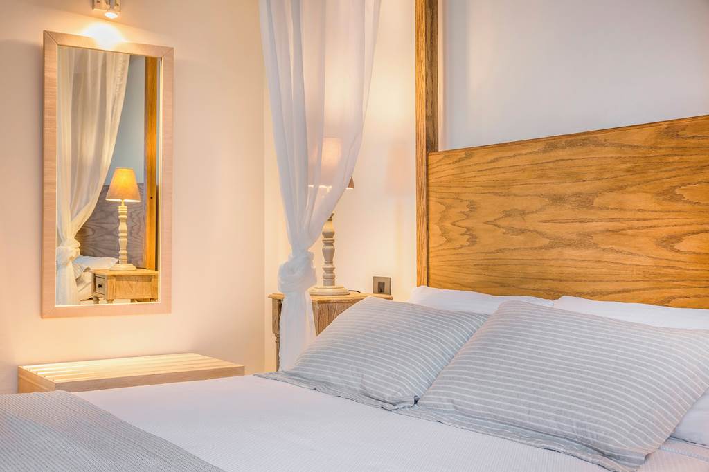 EFL_72301_Astra_Village_Hotel_&_Suites_0723_08.jpg