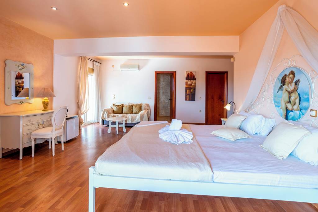 ZTH_70737_Anagenessis_Village_Hotel_1022_10.jpg