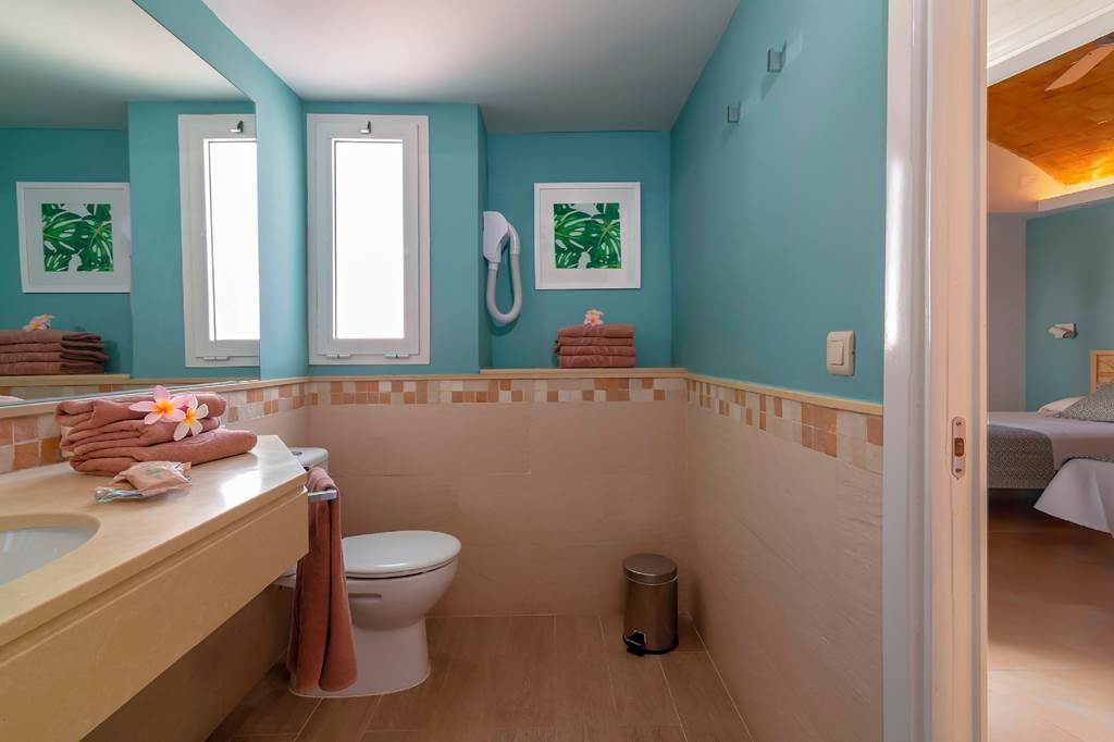 LPA_70005_Cordial_Biarritz_Bungalows_0522_02.jpg