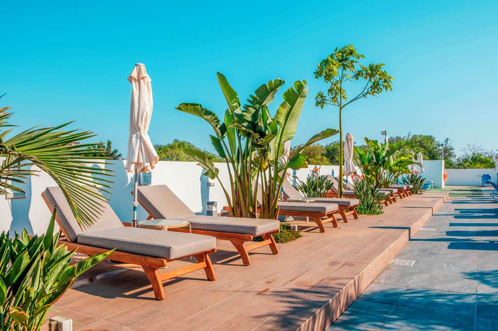 LCA_177_Hotel_Kapetanios_Bay_1023_03.jpg