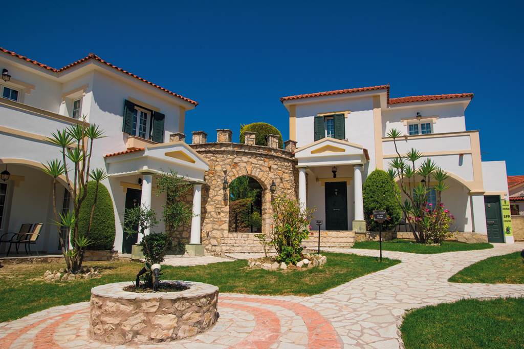 ZTH_70737_anagenessis_village_HTL_0817_22.jpg
