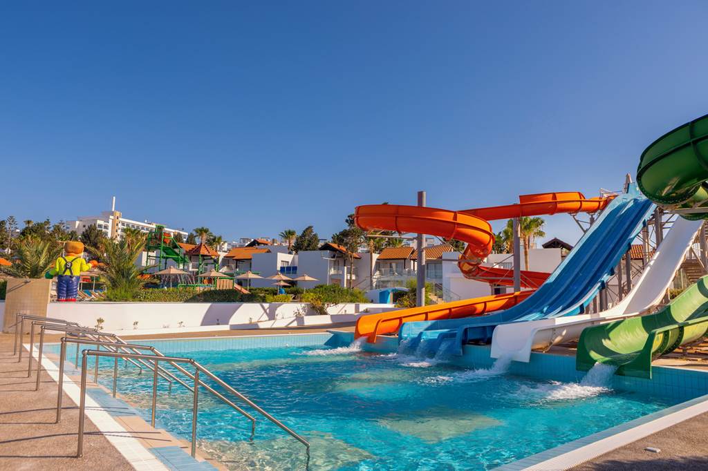 PFO_73049_Kapetanios_Aqua_Resort_0724_02.jpg