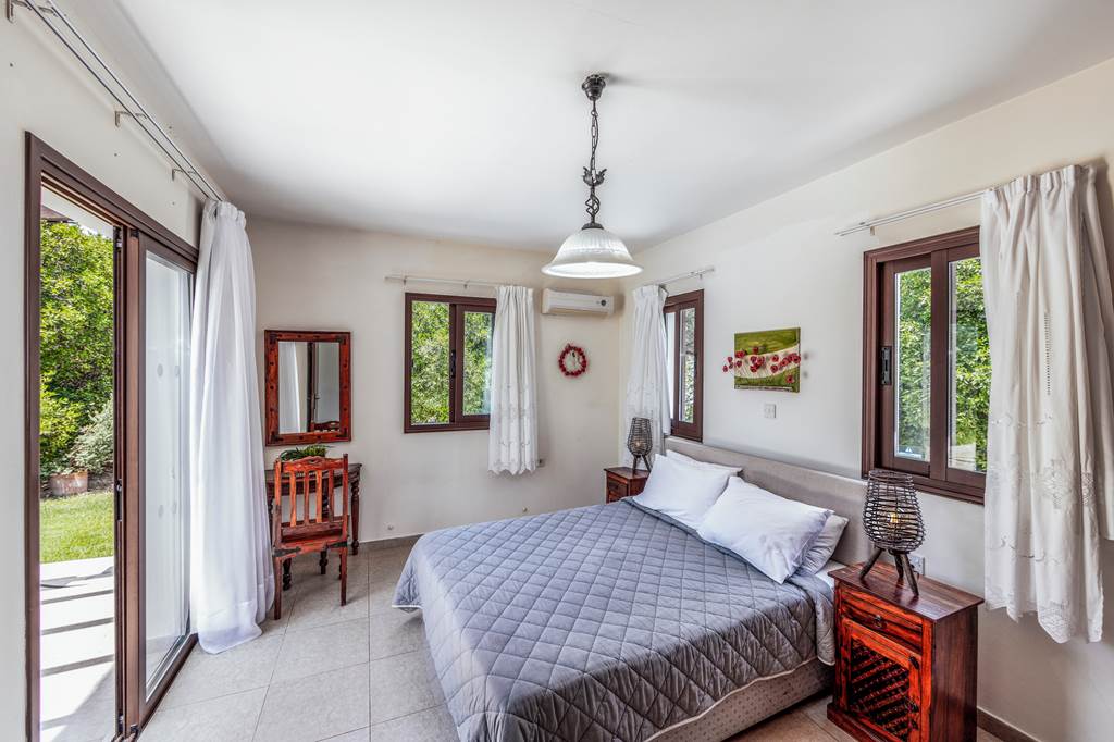 PFO_86872_Villa_Ay_Kyriaki_Paphos_0724_09.jpg