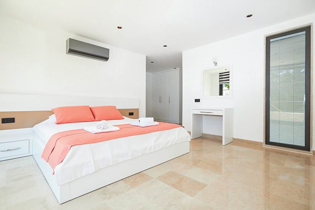 DLM_84206_Villa_Resital_0922_18.jpg