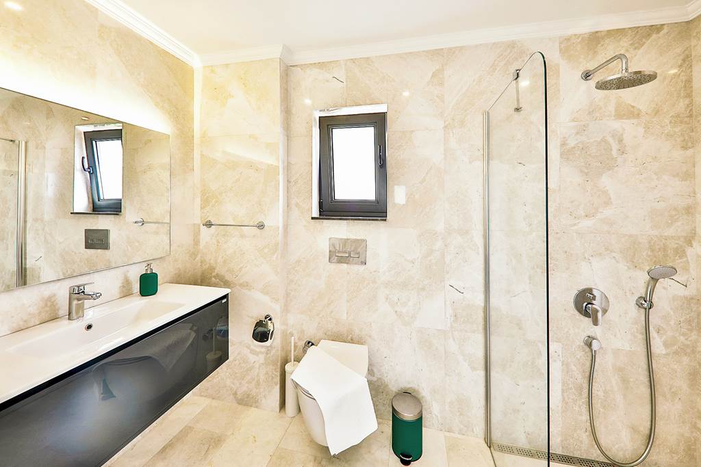 DLM_85293_Villa_Luks_0424_05.jpg
