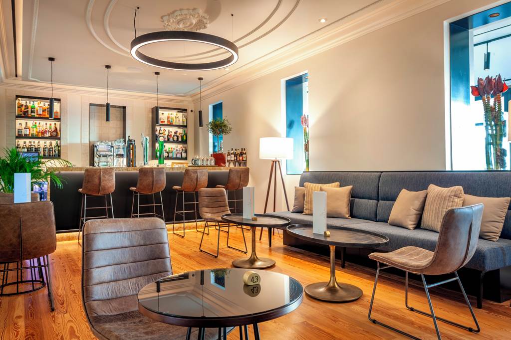 FNC_78351_Les_Suites_at_The_Cliff_Bay_1119_05.jpg