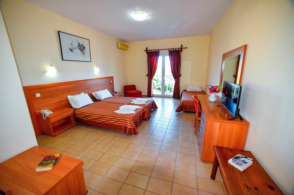 MJT_81323_Anaxos_Hotel_0120_01.jpg