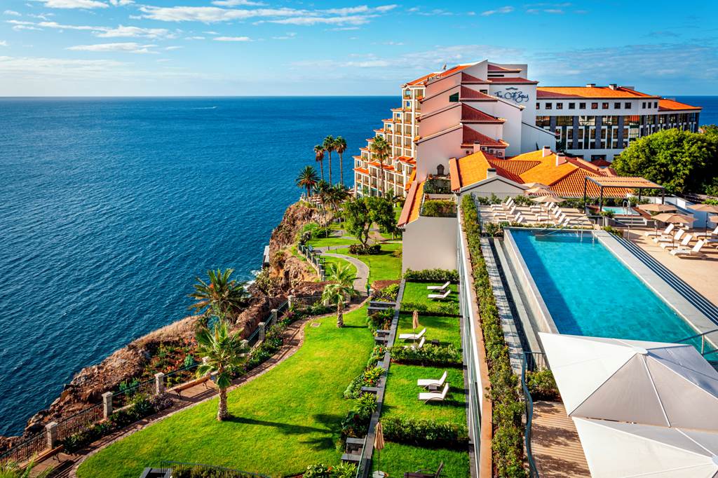 FNC_78351_Les_Suites_at_The_Cliff_Bay_1119_13.jpg