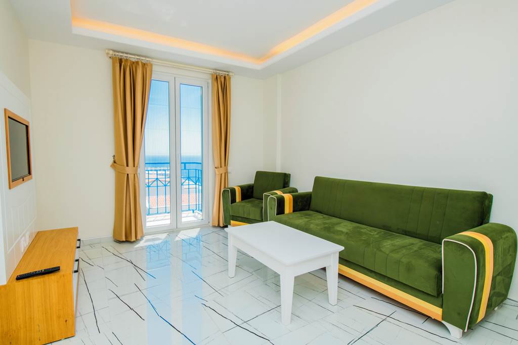 DLM_86448_Soothe_Hotel_1123_02.jpg