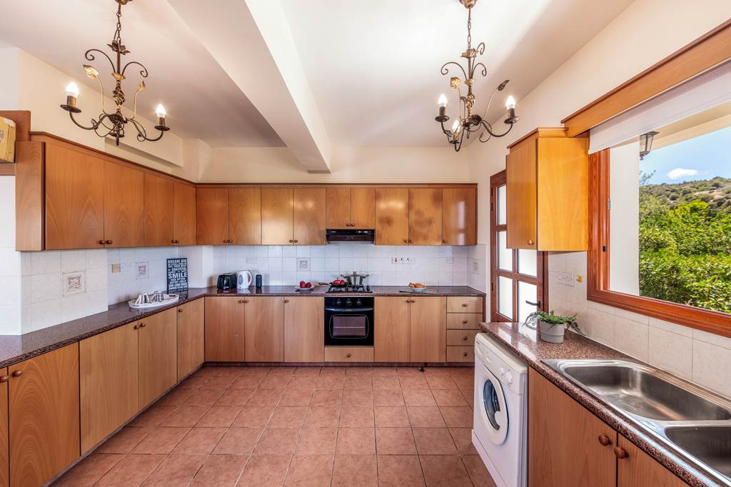 PFO_86125_Villa_Korona_0923_02.jpg