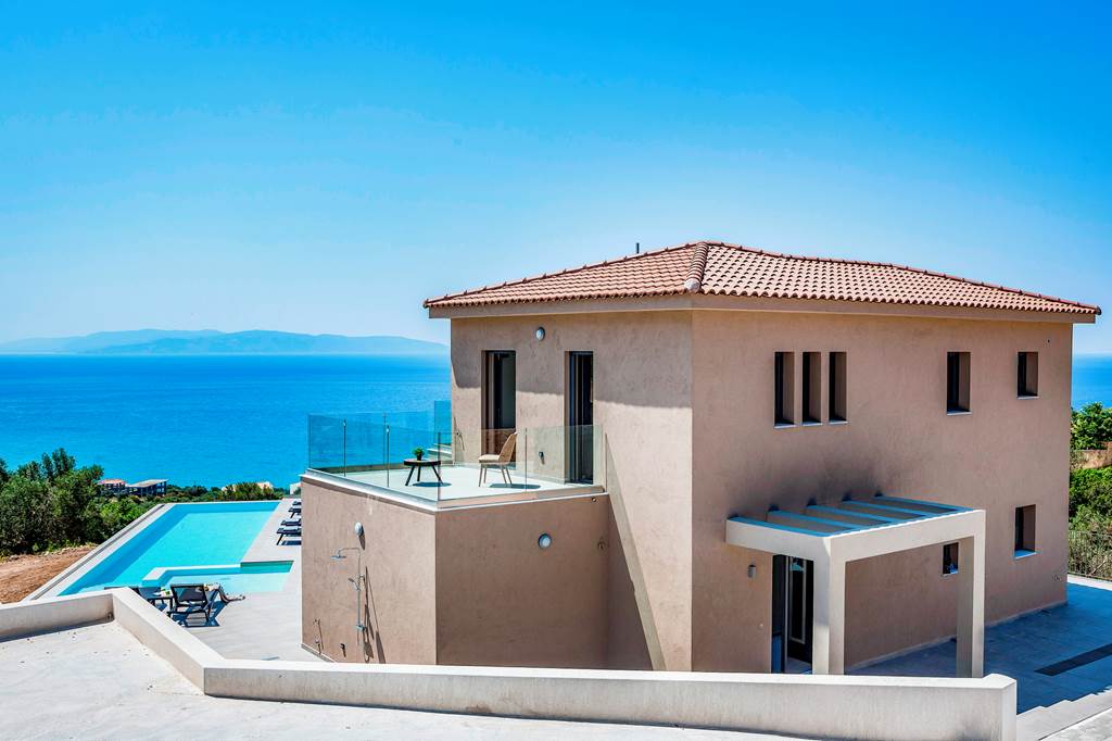EFL_81825_Villa_Sun_Sea_0120_10.jpg