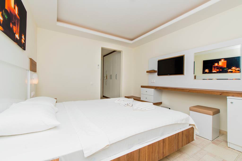 DLM_86448_Soothe_Hotel_1023_10.jpg