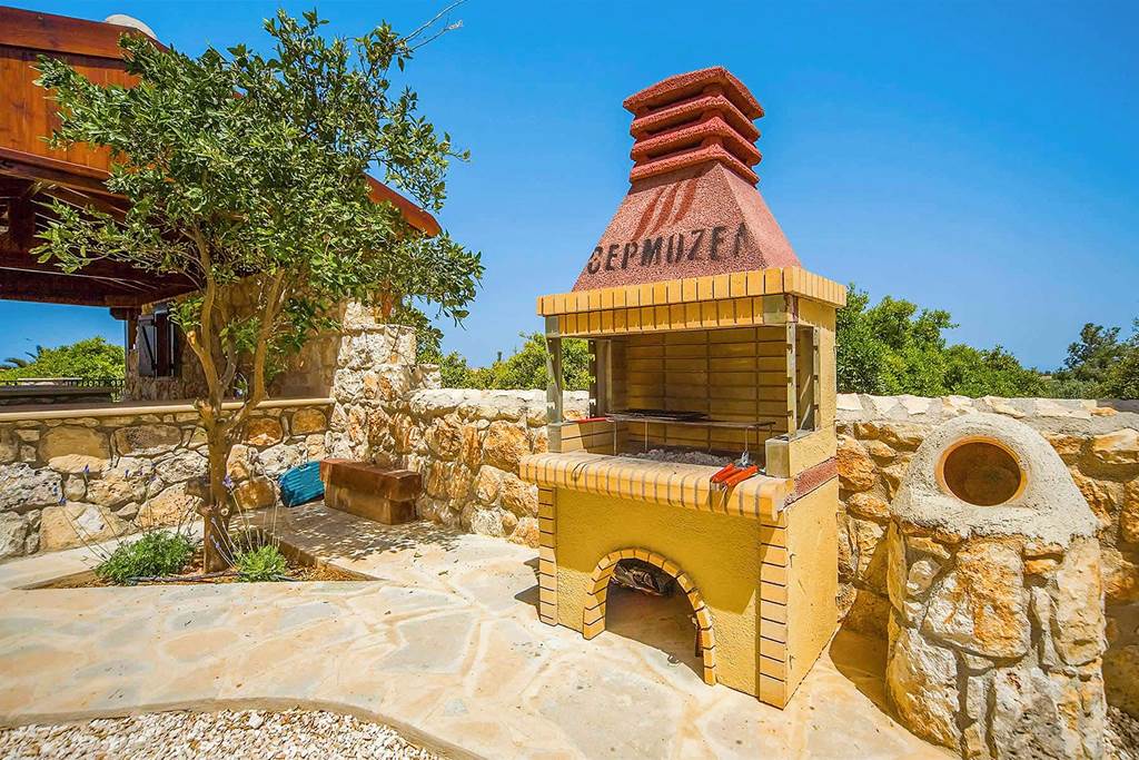 PFO_86565_Villa_Stavroulla_Paphos_1223_04.jpg