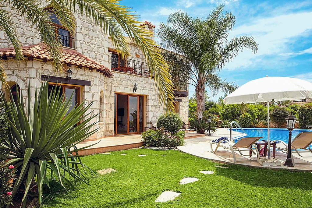 PFO_86565_Villa_Stavroulla_Paphos_1223_03.jpg