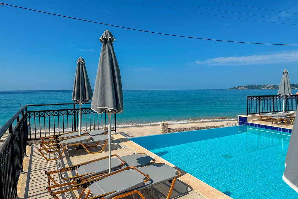 EFL_85931_Lourdas_Beach_Apartments_0823_05.jpg