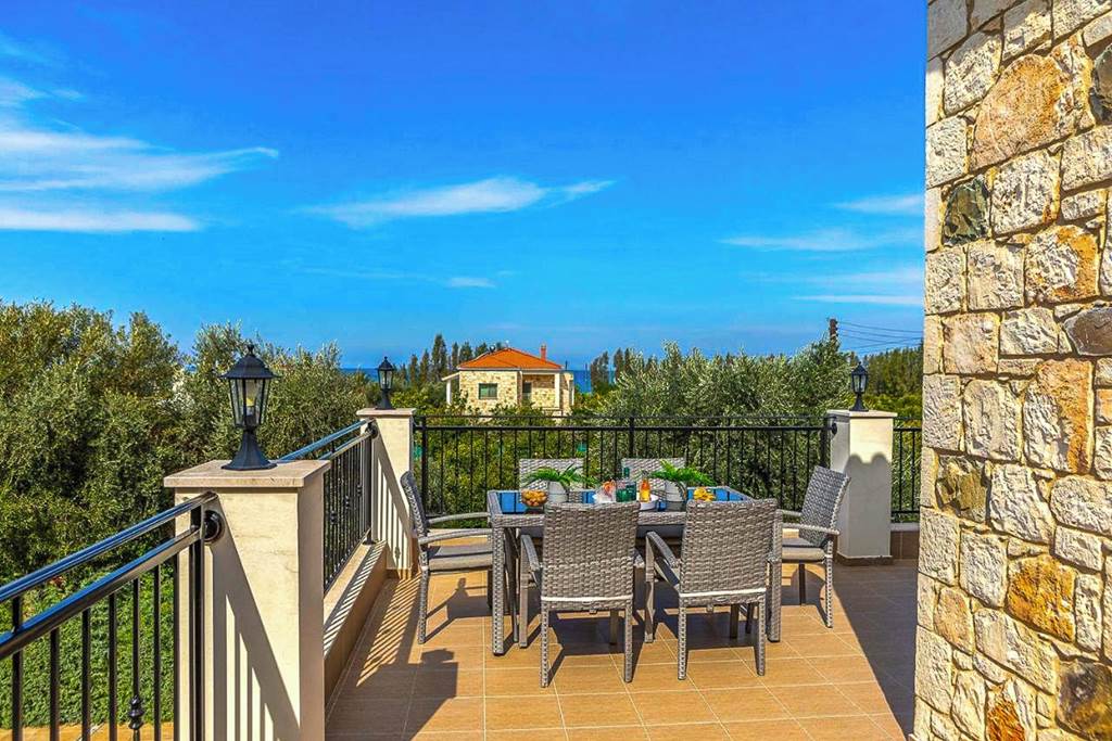PFO_86541_Villa_Deborah_1123_02.jpg