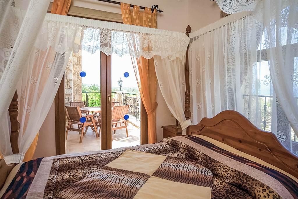 PFO_86565_Villa_Stavroulla_Paphos_1223_12.jpg