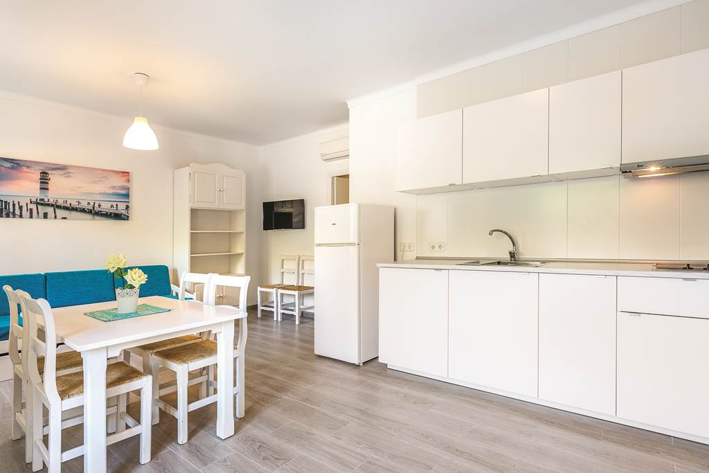 PMI_3437_Don_Miguel_Apartments_0417_08.jpg