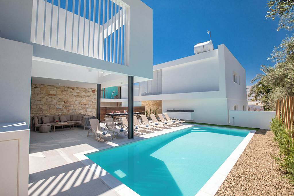 LCA_83531_Kube_Residences_1221_01.jpg