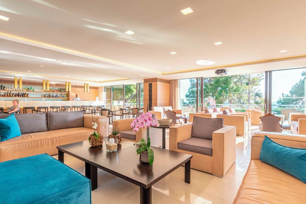 EFL_73517_White_Rocks_Hotel_&_Bungalows_0619_04.jpg