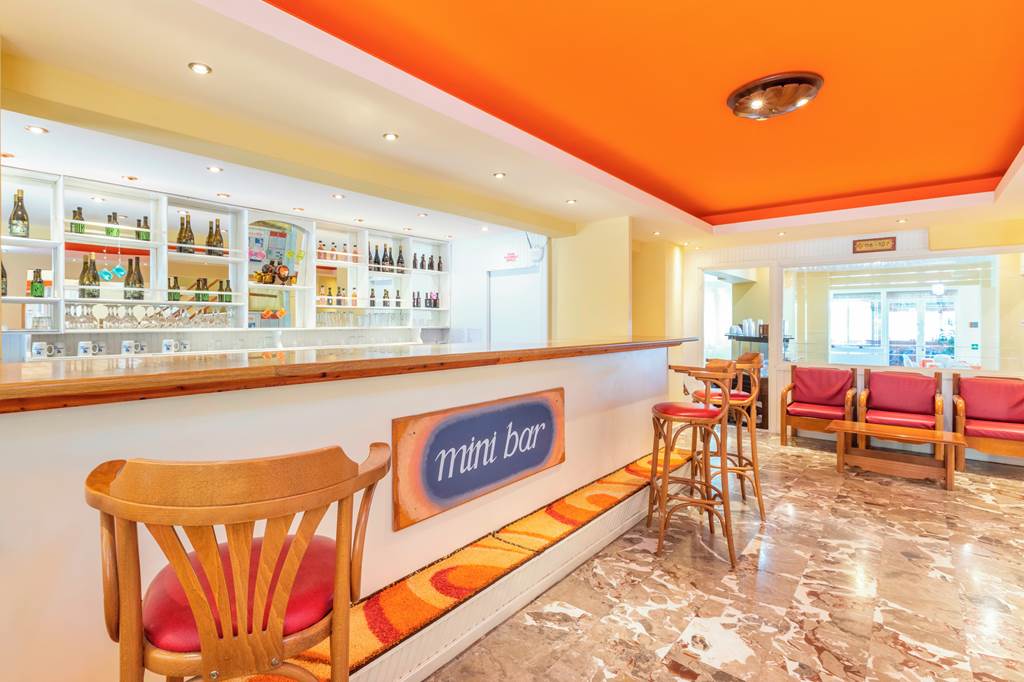 EFL_73093_Lorenzo_Hotel_0619_10.jpg